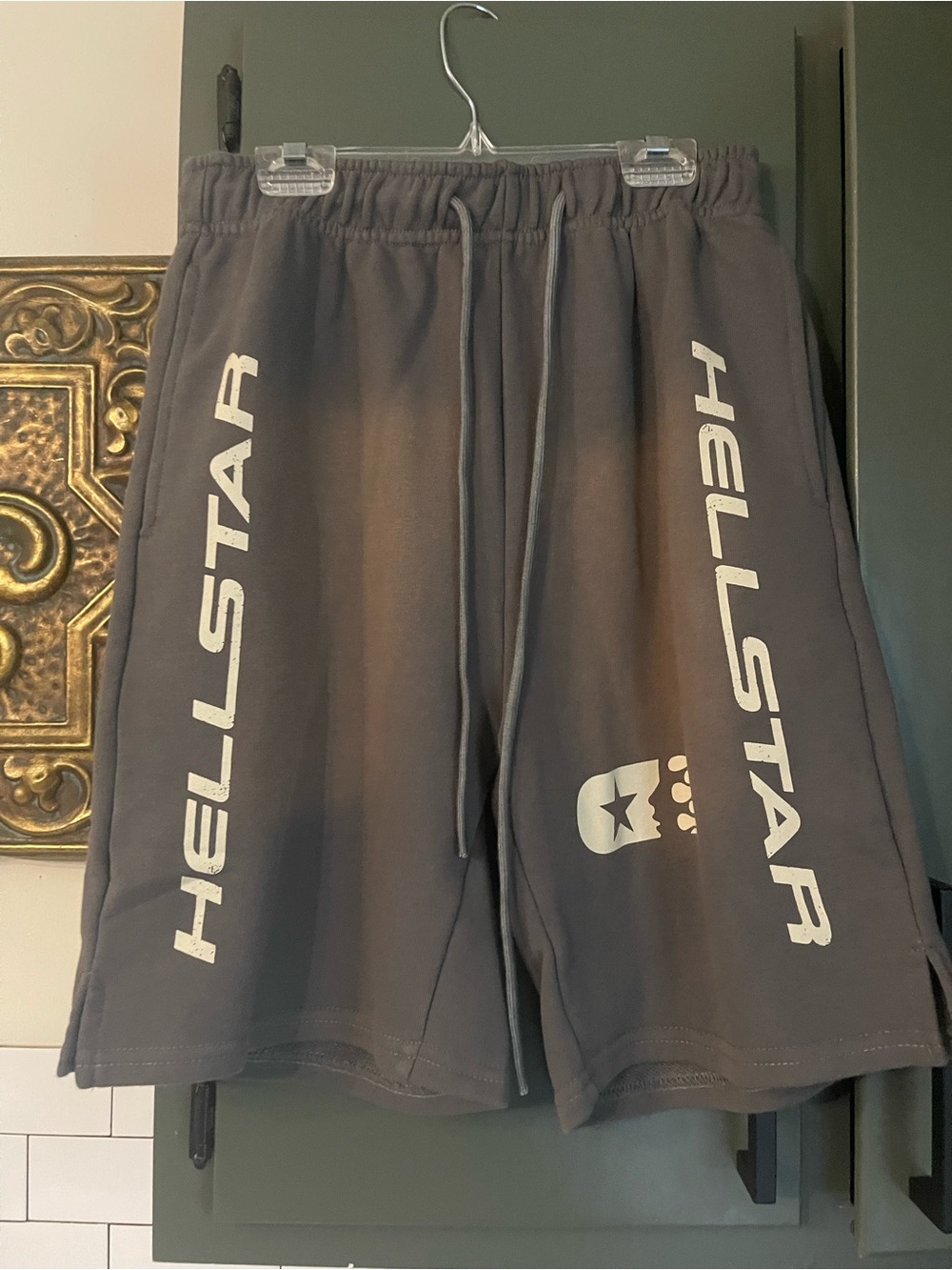 Mens Graphic Design Shorts Size S.